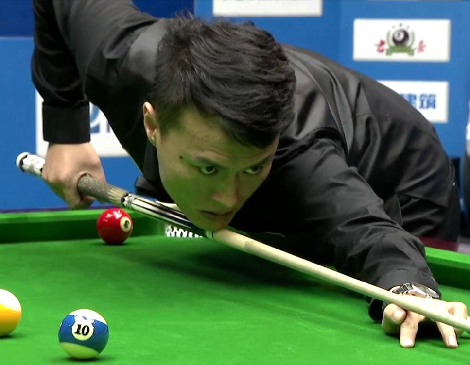 后卫的角色 后卫的角色