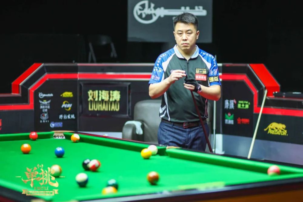 在激烈竞争 在激烈竞争