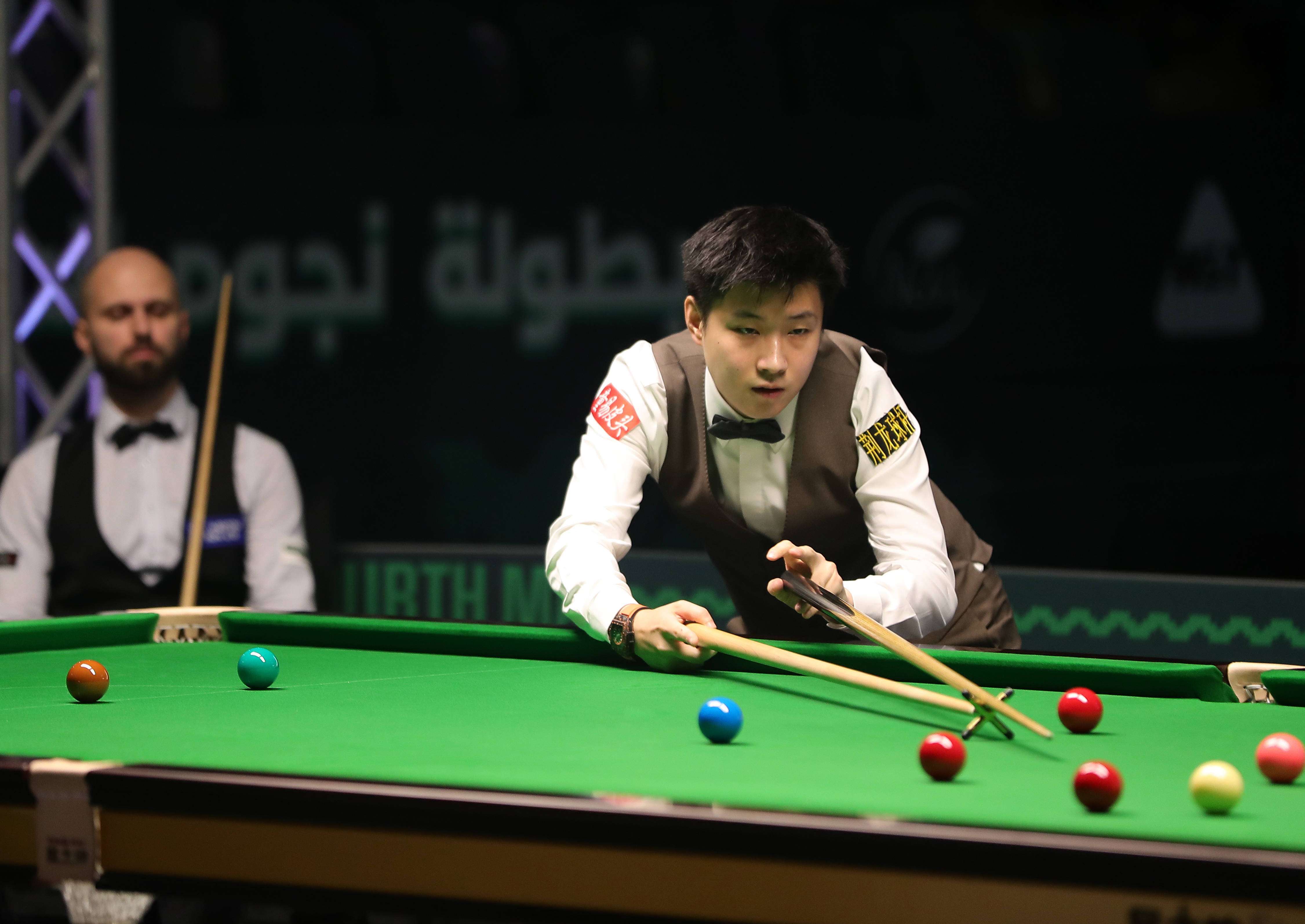 边路推进与 边路推进与