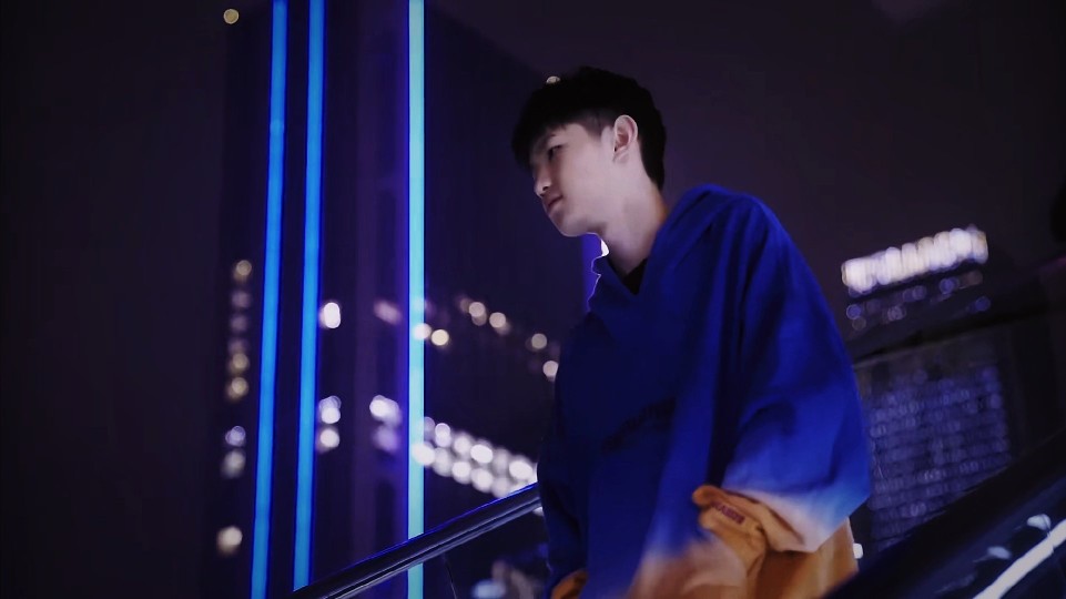 而一次注意 而一次注意